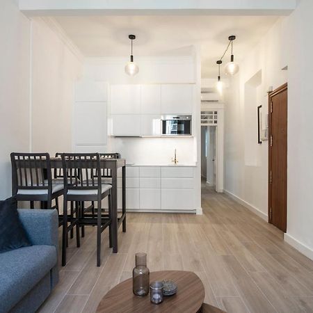 Pineapple Trinidad Grund Soho Apartment Malaga Exterior photo