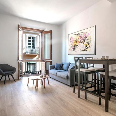 Pineapple Trinidad Grund Soho Apartment Malaga Exterior photo